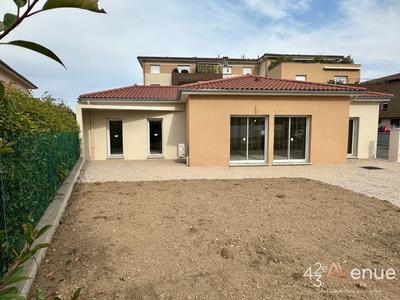 Maison - 107 m² - 4 pièces