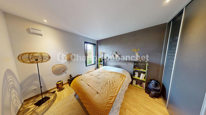 Maison - 157 m² - 6 pièces