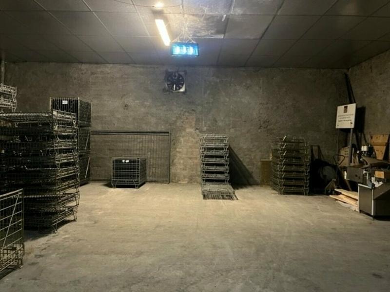 Local d'activité / Entrepôt - 100 m²