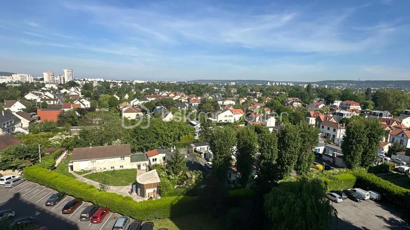 Appartement - 72 m² - 4 pièces