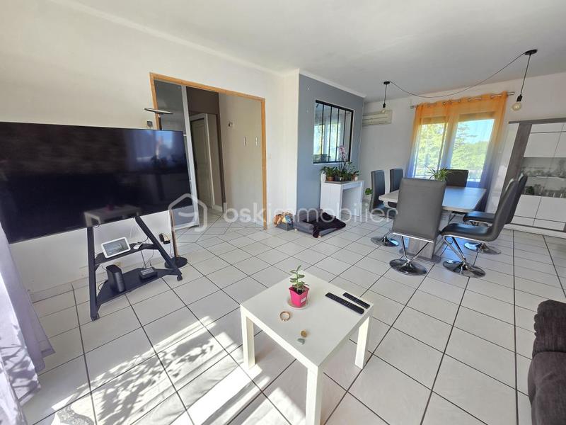 Pavillon - 77 m² - 4 pièces