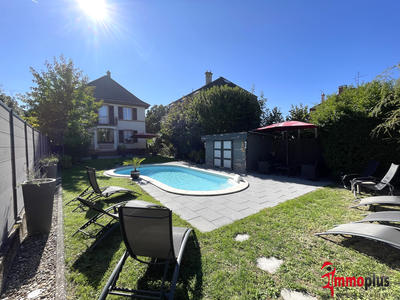 Maison - 132 m² - 6 pièces