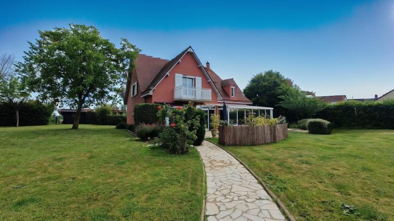 Maison - 209 m² - 7 pièces