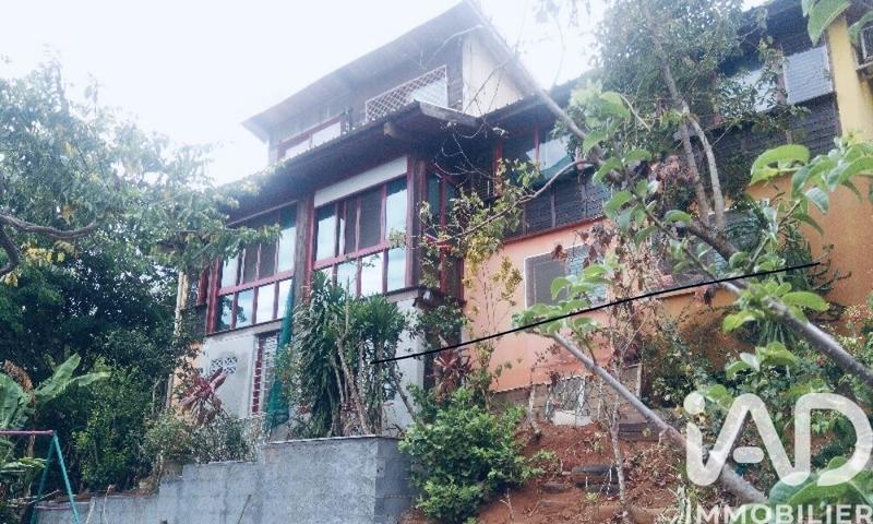 Maison - 159 m² - 5 pièces