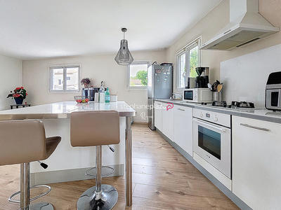 Maison - 174 m² - 6 pièces