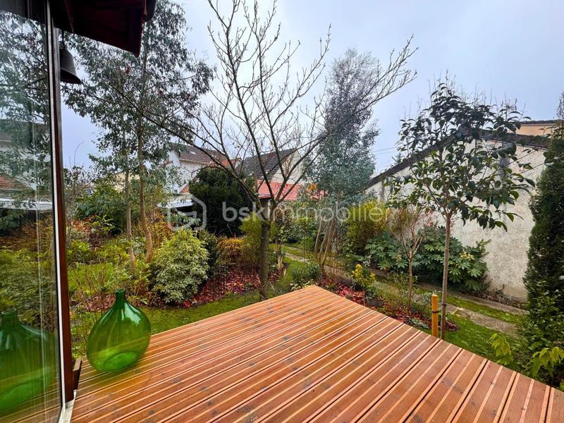 Maison traditionnelle - 125 m² - 4 pièces