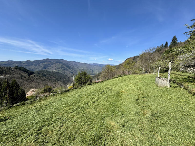 Maison - 157 m² - 8 pièces