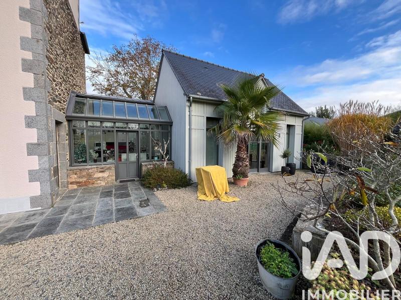 Maison de maîtres - 350 m² - 7 pièces