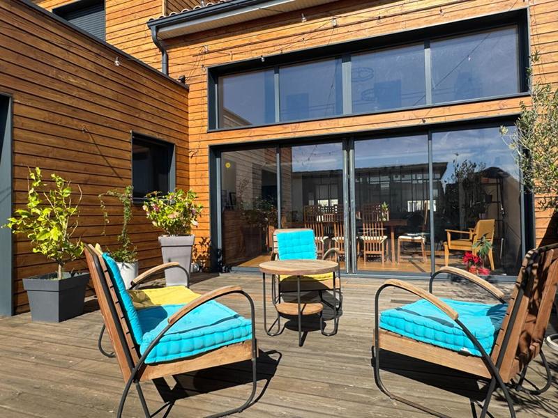 Immeuble - 168 m² - 6 pièces