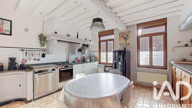 Maison - 140 m² - 5 pièces