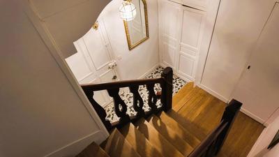 Appartement - 180 m² - 6 pièces