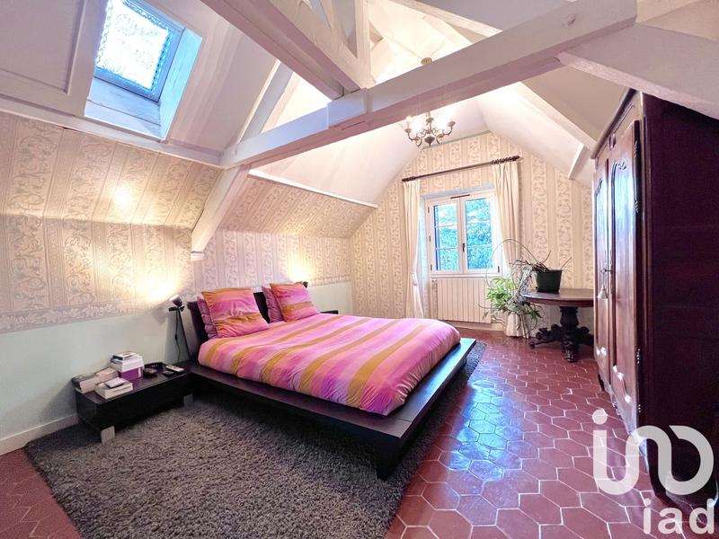 Maison - 400 m² - 13 pièces