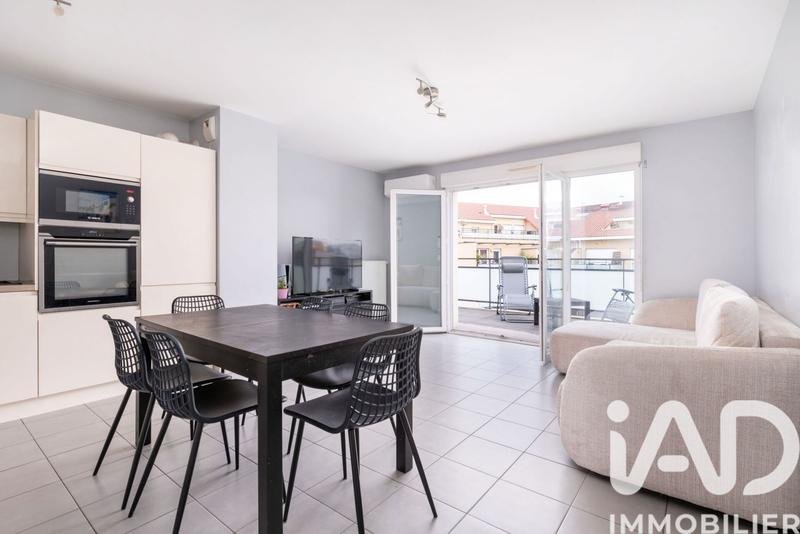 Appartement - 77 m² - 4 pièces