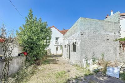 Immeuble - 204 m² - 3 pièces