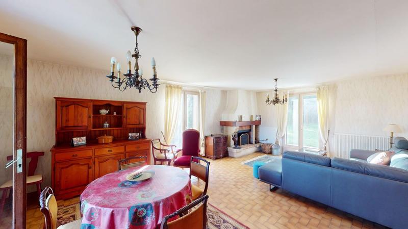 Maison - 90 m² - 5 pièces