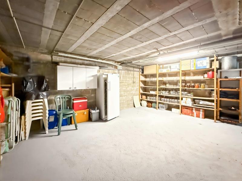 Maison - 317 m² - 10 pièces