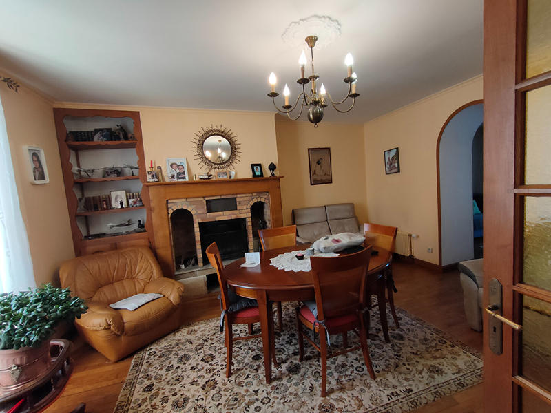 Maison - 95 m² - 4 pièces