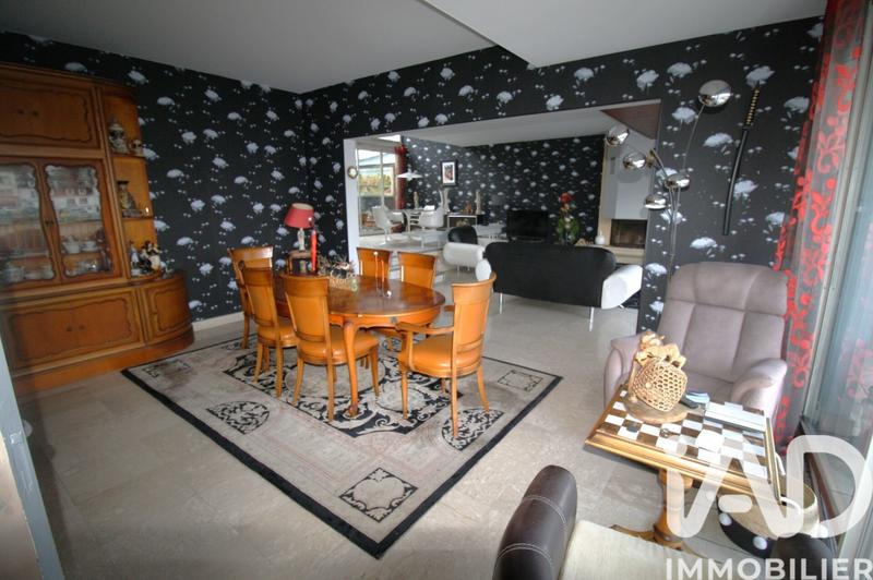 Maison de maîtres - 216 m² - 7 pièces