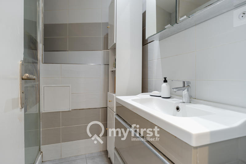 Appartement - 97 m² - 5 pièces