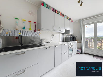 Appartement - 75 m² - 4 pièces