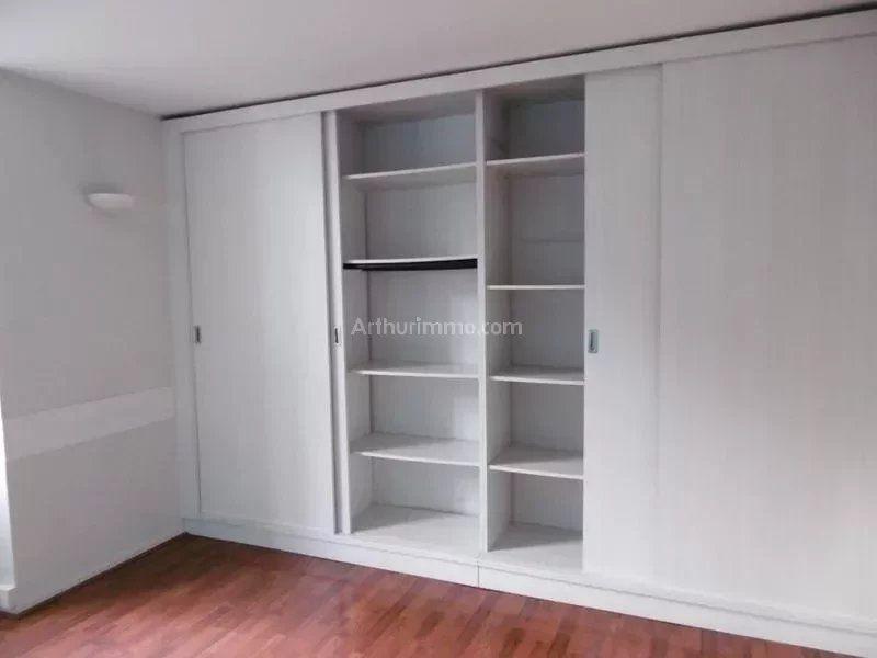 Maison - 212 m² - 8 pièces