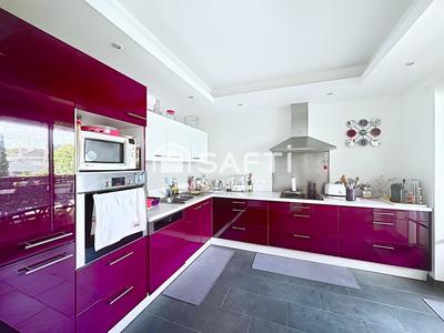 Maison - 155 m² - 6 pièces