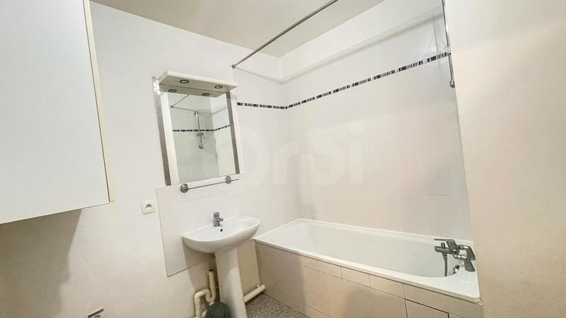 Appartement - 75 m² - 4 pièces