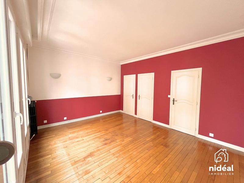 Appartement - 99 m² - 4 pièces