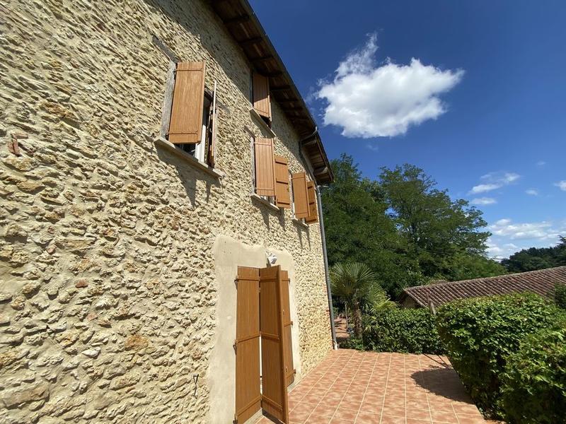 Maison - 203 m² - 10 pièces