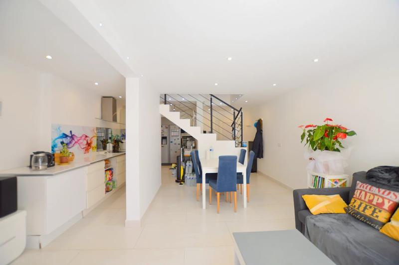 Maison - 109 m² - 5 pièces