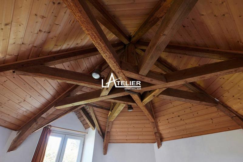 Propriété - 290 m² - 12 pièces