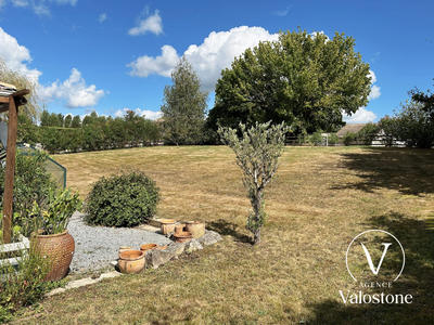 Maison traditionnelle - 76 m² - 4 pièces