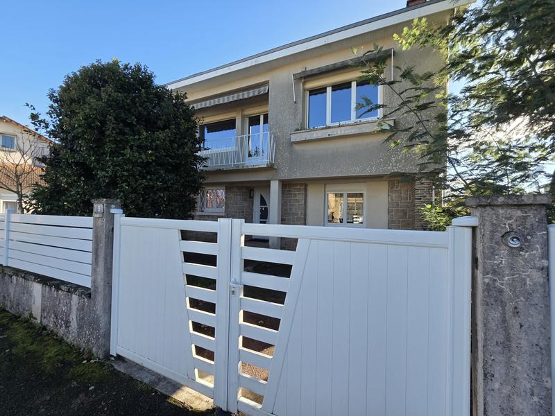 Maison - 114 m² - 6 pièces