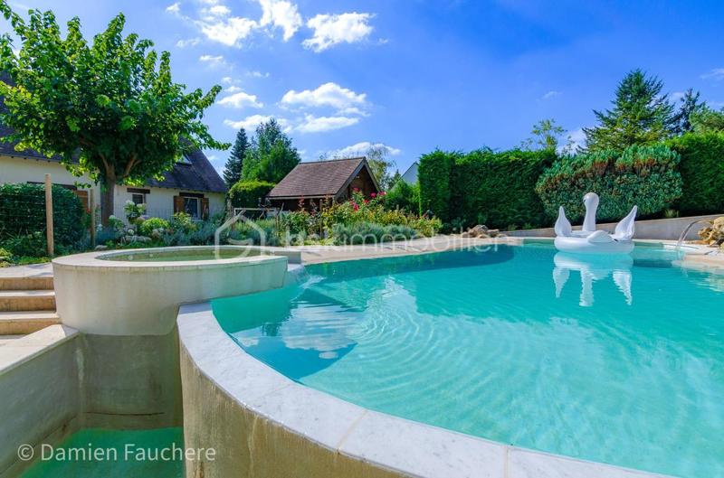 Demeure - 320 m² - 10 pièces