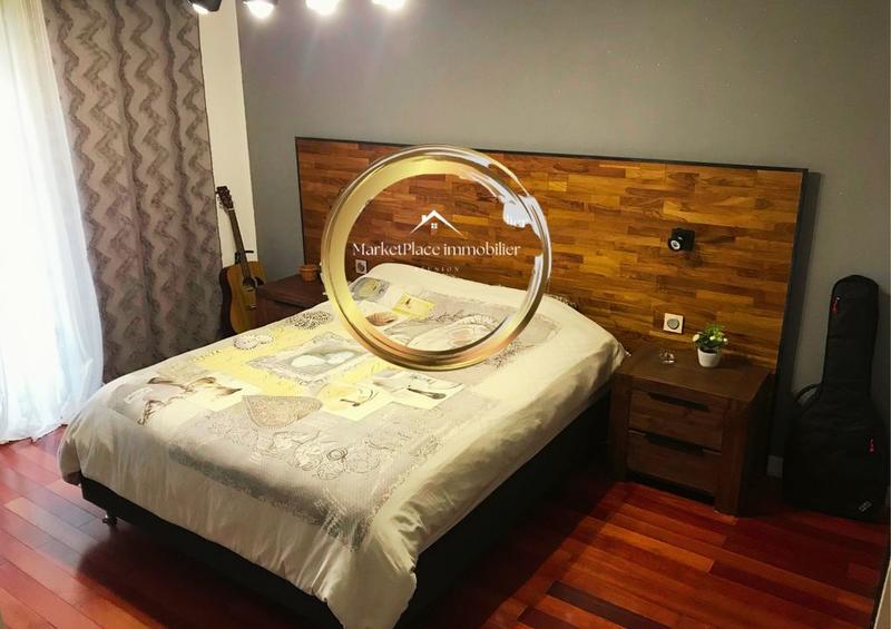 Villa - 140 m² - 6 pièces