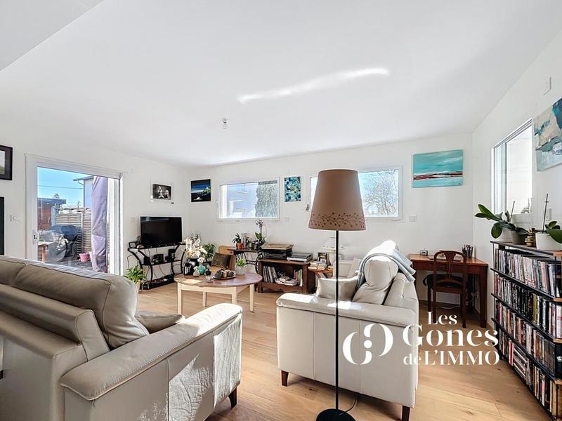 Maison - 196 m² - 6 pièces