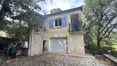 Villa - 169 m² - 6 pièces