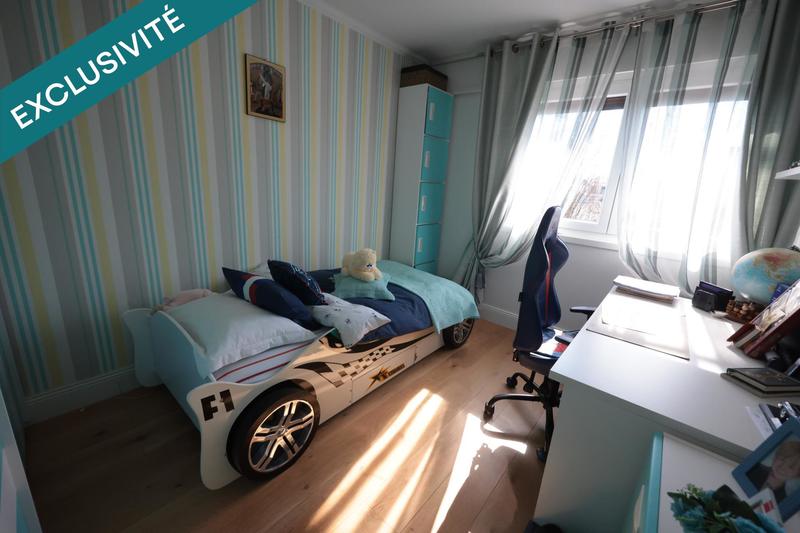 Appartement - 102 m² - 5 pièces