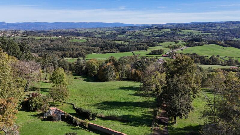 Maison - 257 m² - 7 pièces