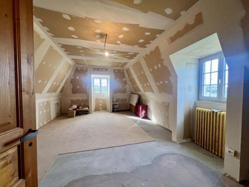 Maison - 286 m² - 10 pièces