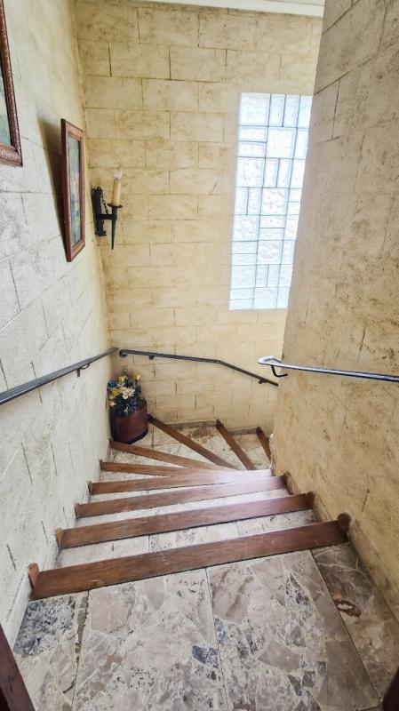 Maison - 169 m² - 6 pièces