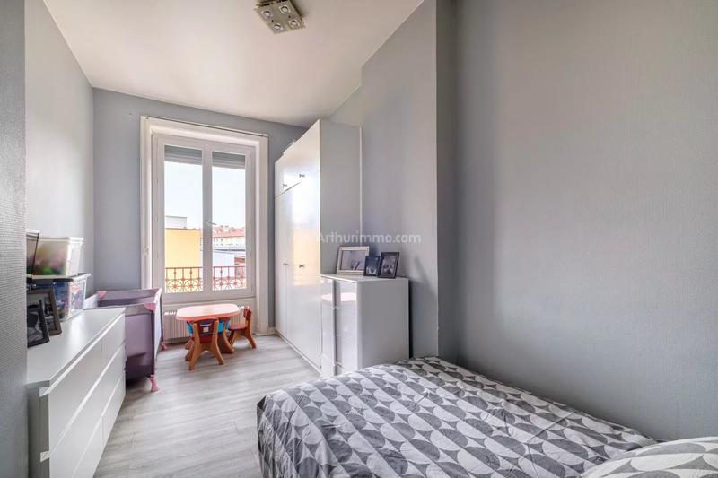 Appartement - 160 m² - 7 pièces