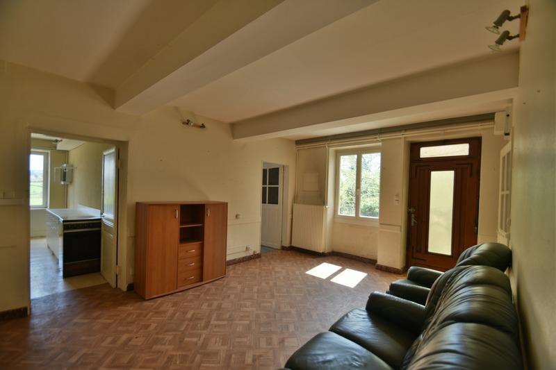 Maison - 181 m² - 7 pièces