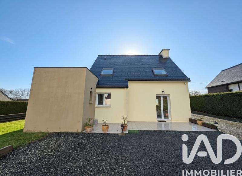 Maison - 95 m² - 5 pièces