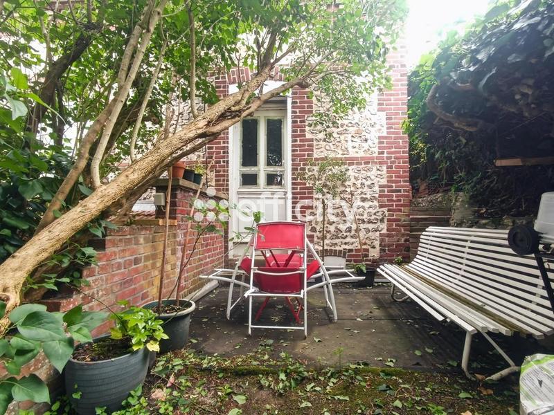 Maison - 140 m² - 7 pièces