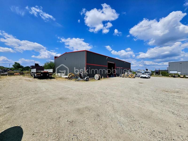 Local d'activité / Entrepôt - 354 m² - 3 pièces