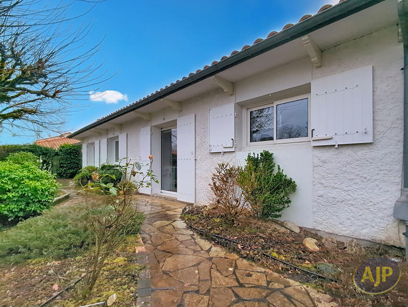 Maison - 138 m² - 5 pièces