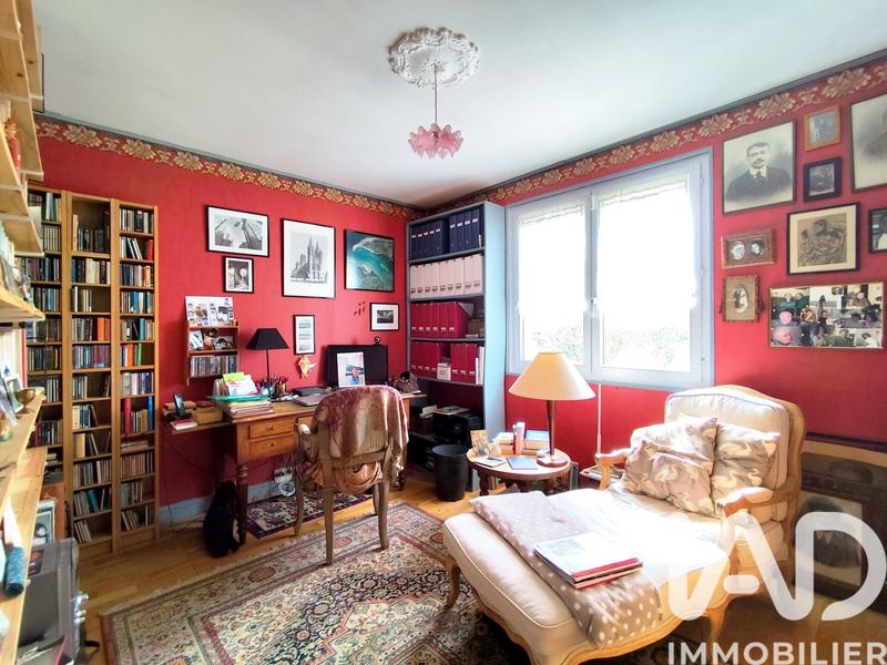 Maison - 136 m² - 8 pièces