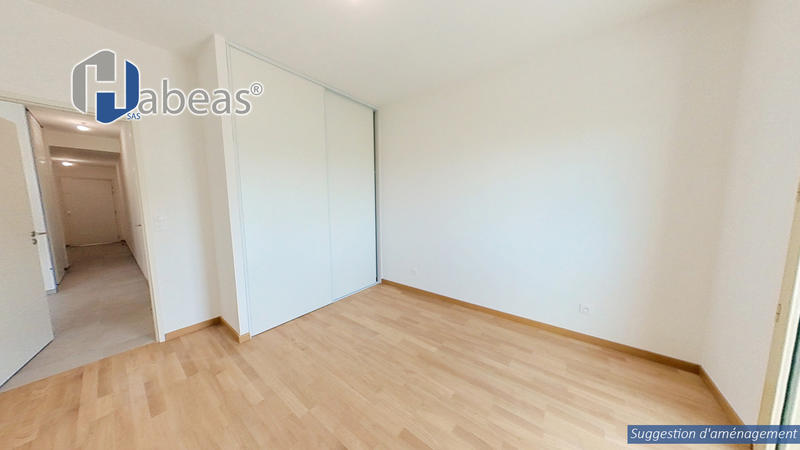 Appartement - 92 m² - 4 pièces
