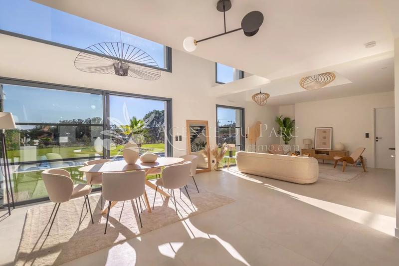 Villa - 160 m² - 5 pièces